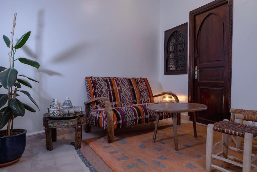 Paisible Riad Privatif Au Coeur De Marrakech Marrakesh Esterno foto
