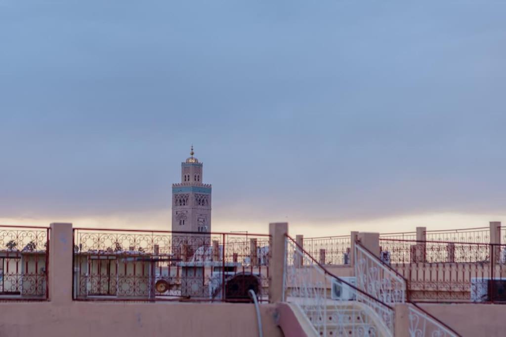 Paisible Riad Privatif Au Coeur De Marrakech Marrakesh Esterno foto