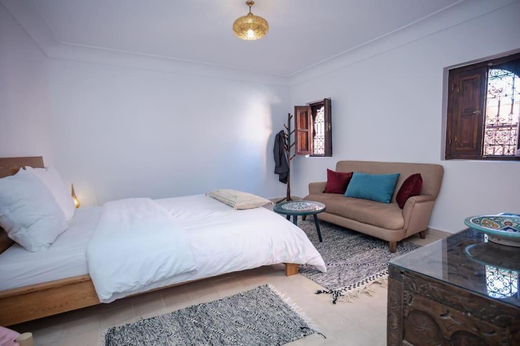 Paisible Riad Privatif Au Coeur De Marrakech Marrakesh Esterno foto